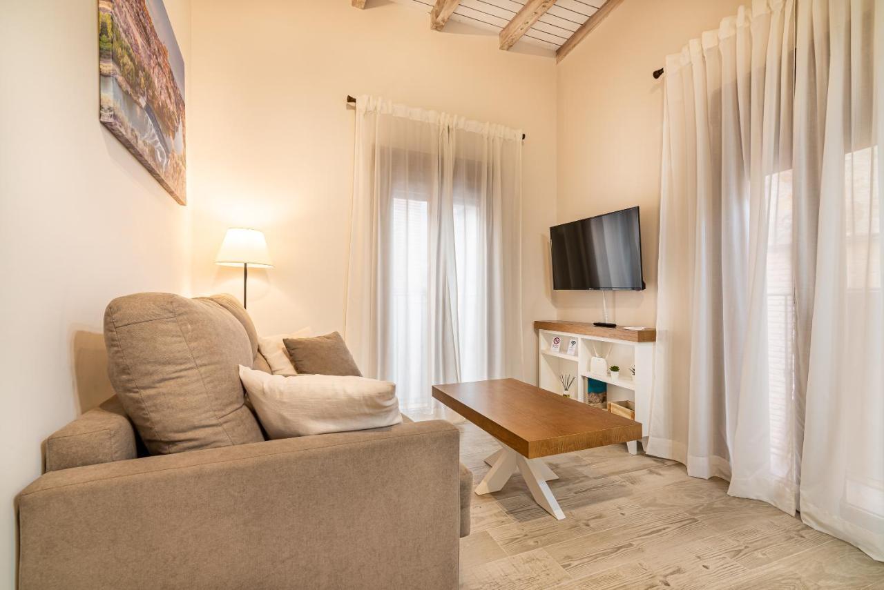 Aires De Toledo Apartment Bagian luar foto